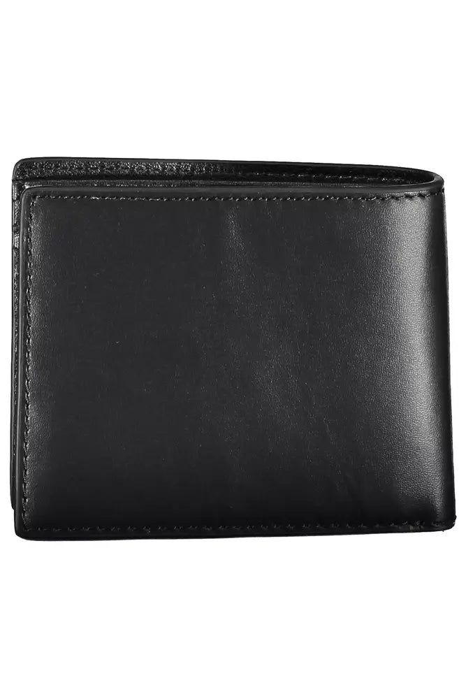 Tommy Hilfiger Sleek Black Leather Wallet with Contrast Accents