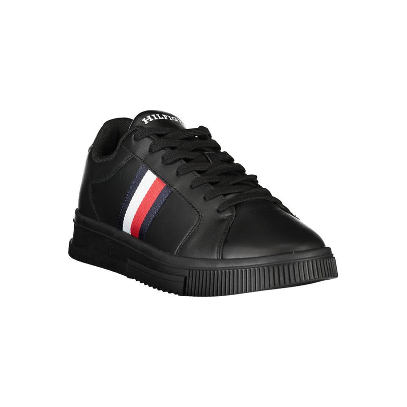 Tommy Hilfiger Sleek Black Sneakers with Contrast Details