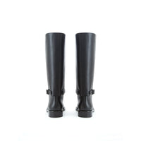 Burberry Elegant Leather Boots in Timeless Black